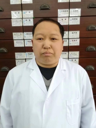 两会重点推荐 新时代国医名师---向飞