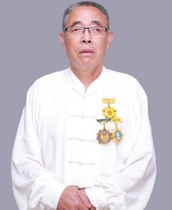 通经排毒显奇效 德技双馨护健康 ---国医文化传承人王保定专题报道
