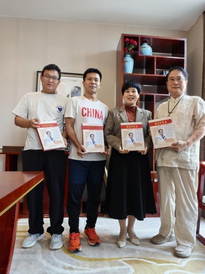 跨界 巅峰 对话：当“医圣”黄玉和遇上“跑神”白斌——一场关于生命极限与平衡的世纪会面