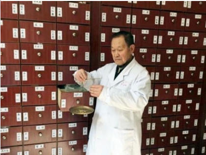 老骥伏枥志 在救人：86岁吴淑民的中医急救普及之路