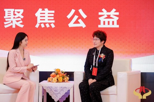 聚焦两会特别报道：罗鸣---以中医创新实践助力健康中国战略落地