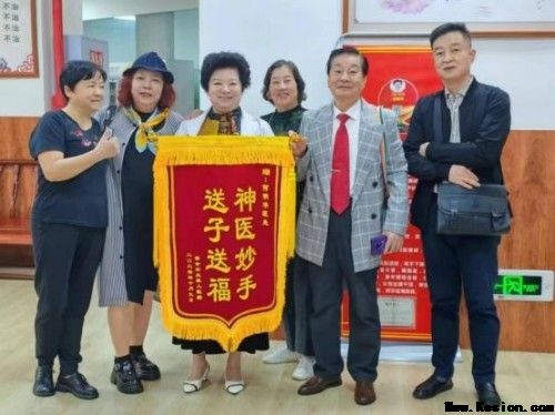 岐黄丹心 映两会 匠筑国药谱华章---何明华的中医药传承与担当