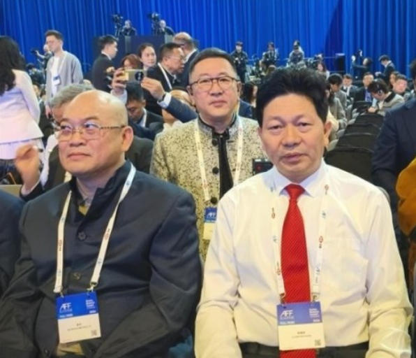 五一专题报道当代中医事业奠基人李乘伊院士