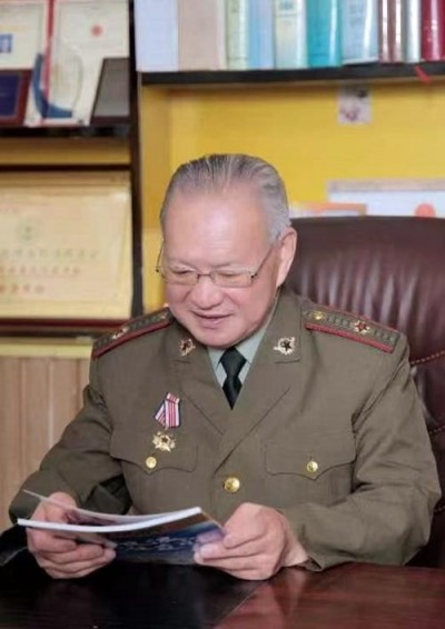 悬壶一甲子 仁心济天下——记中华名医盛基山院士的岐黄传奇