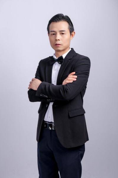从中医蜂疗看生命医学 著名中医蜂疗专家----唐纯平